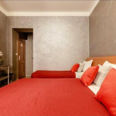 Bed & Breakfast Unique Guesthouse Rome Bagian luar foto